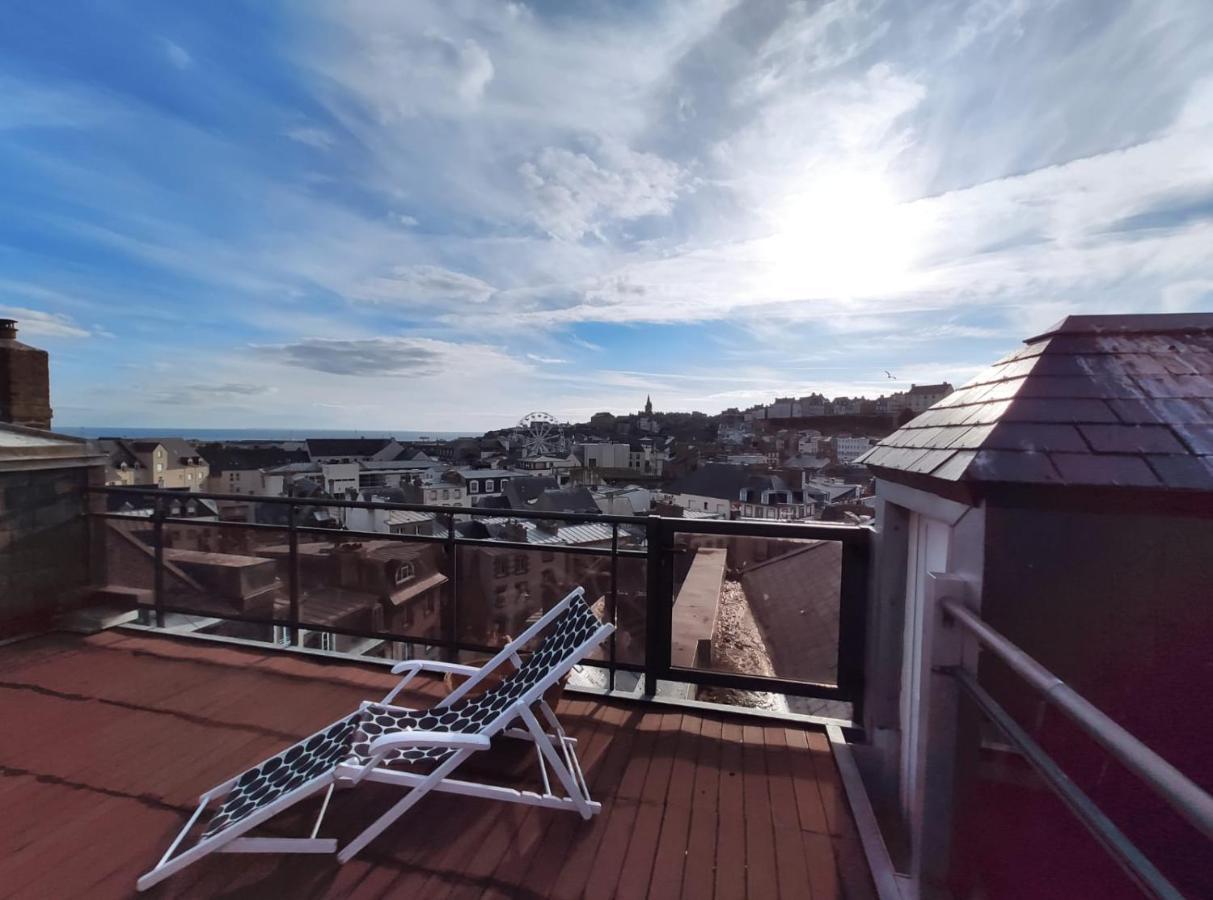 Appartement Le Balcon des Vents à Granville Extérieur photo