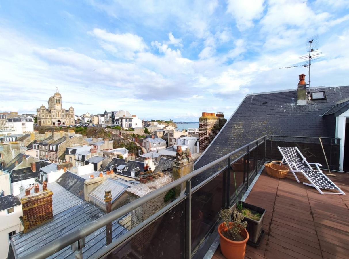 Appartement Le Balcon des Vents à Granville Extérieur photo