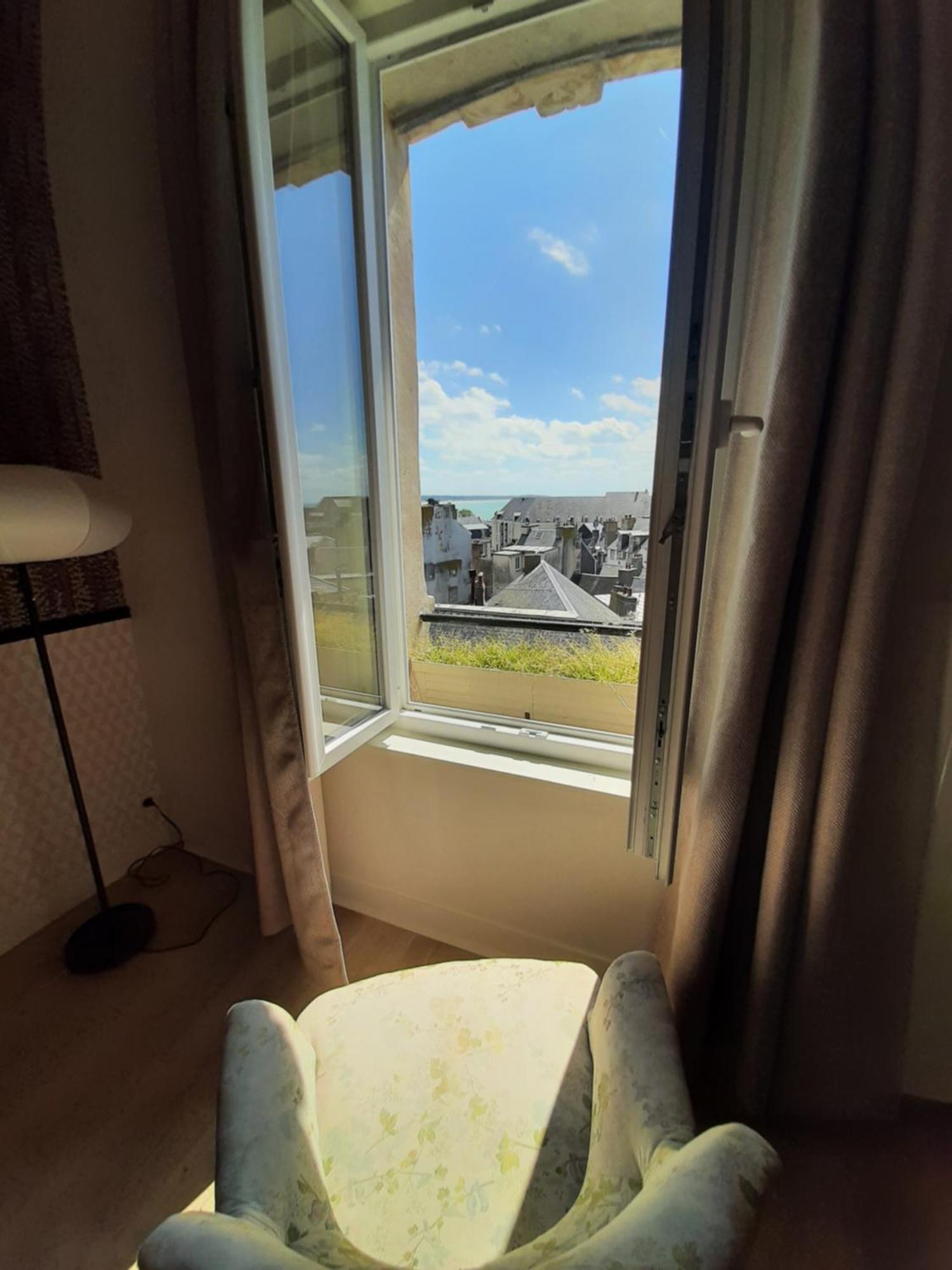 Appartement Le Balcon des Vents à Granville Extérieur photo